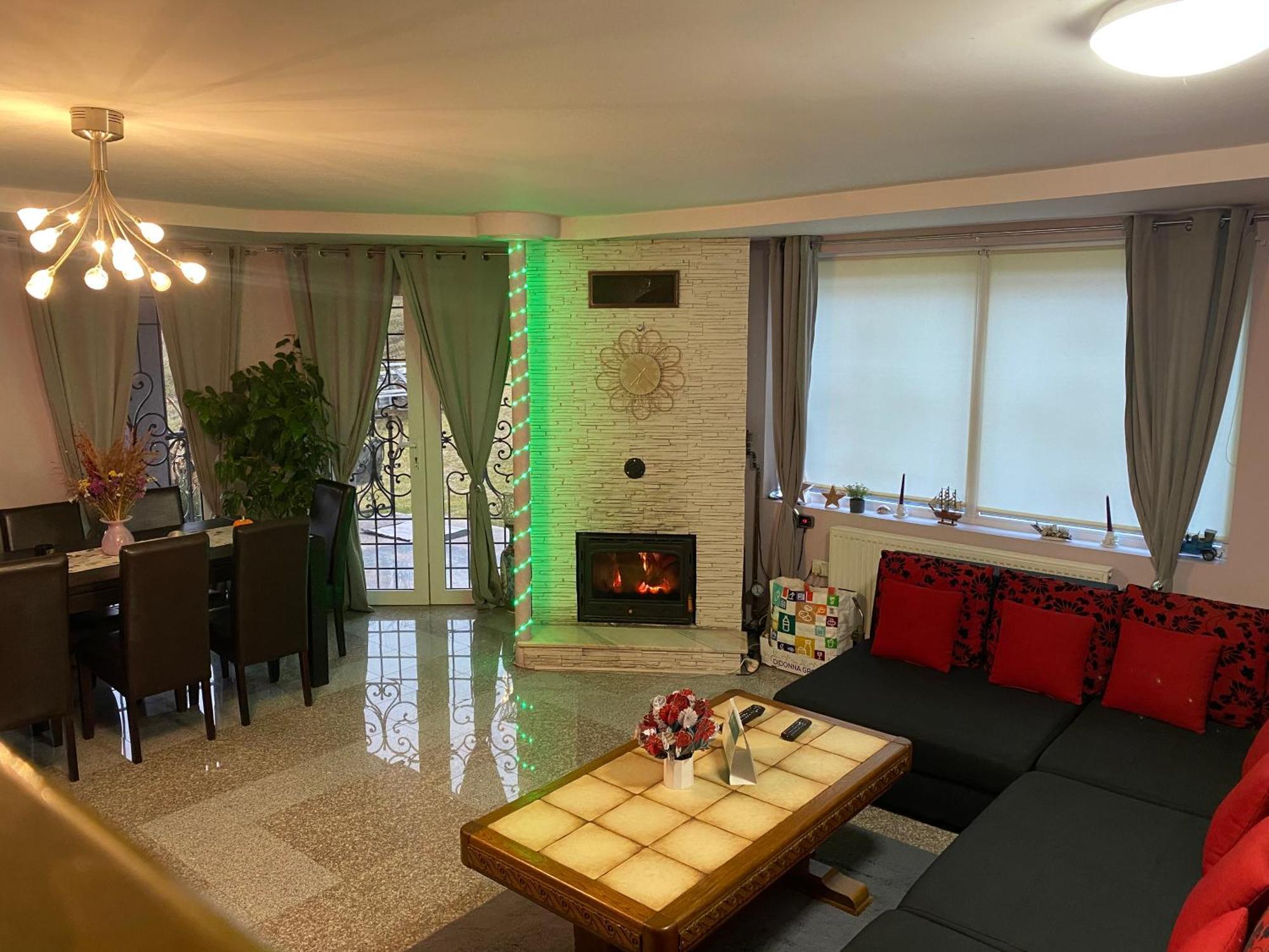 Lidia House Apartment Алба Юлия Екстериор снимка